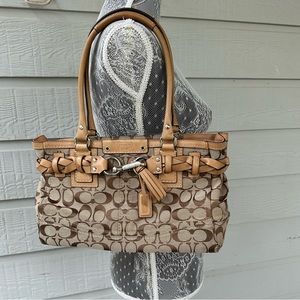 Coach Shoulder Bag